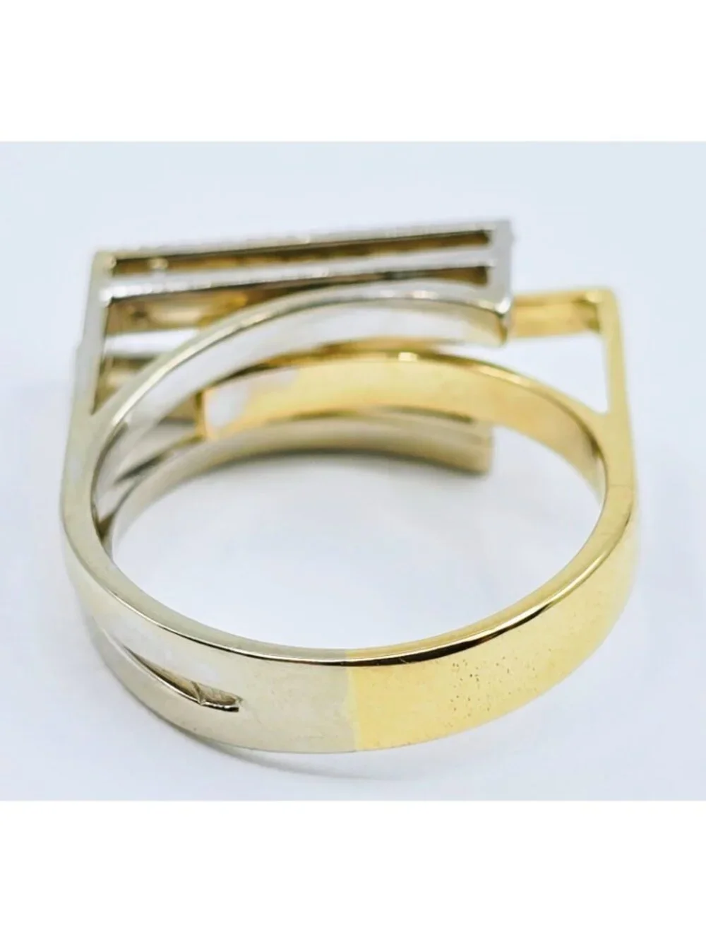 Unique 14K Solid Two Tone Multi Color Gold Ladies Motion Diamond Ring - Size 6.5